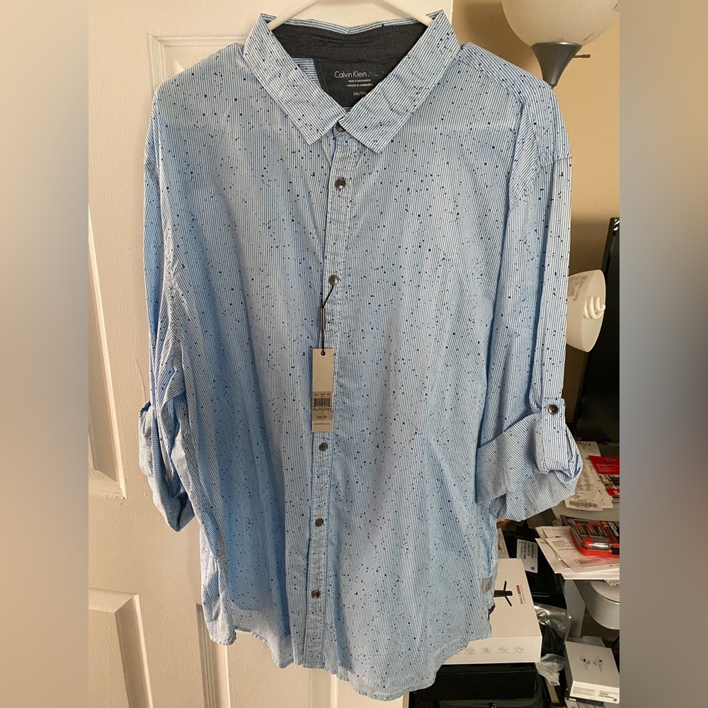 New Calvin Klein Long Sleeves Shirt.